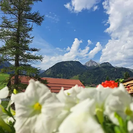 Selbstversorger Zoller Sommerbergbahn Inklusive 坦海姆