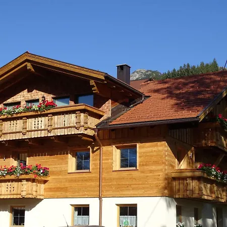 Zoller Selbstversorger Bauernhof Tannheim